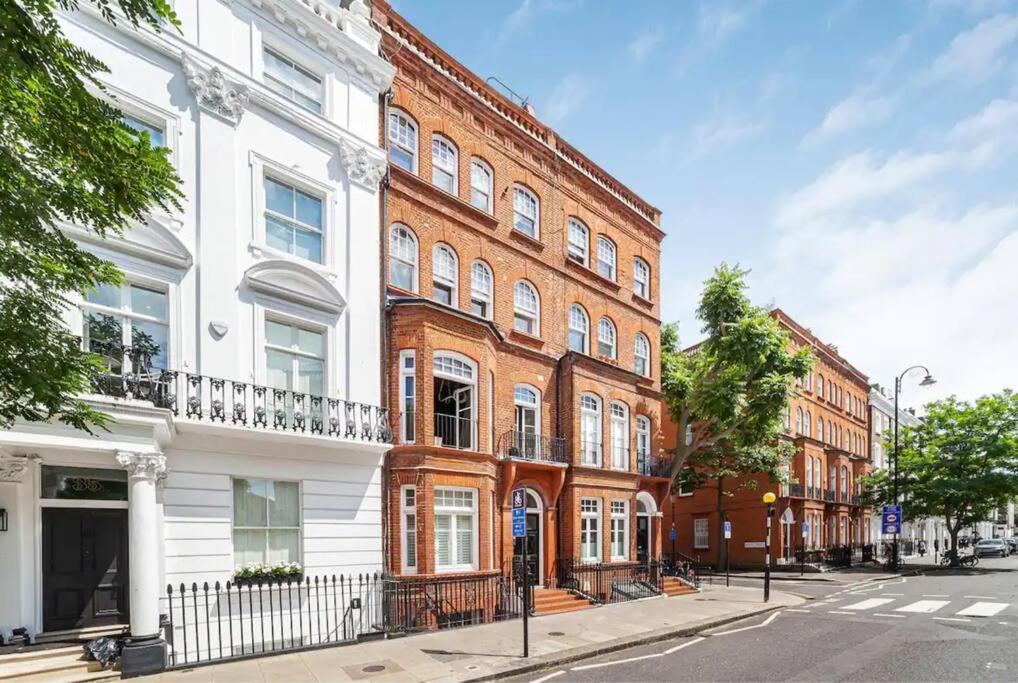 Chic Chelsea Apartment Steps From Kings Road Londra Esterno foto