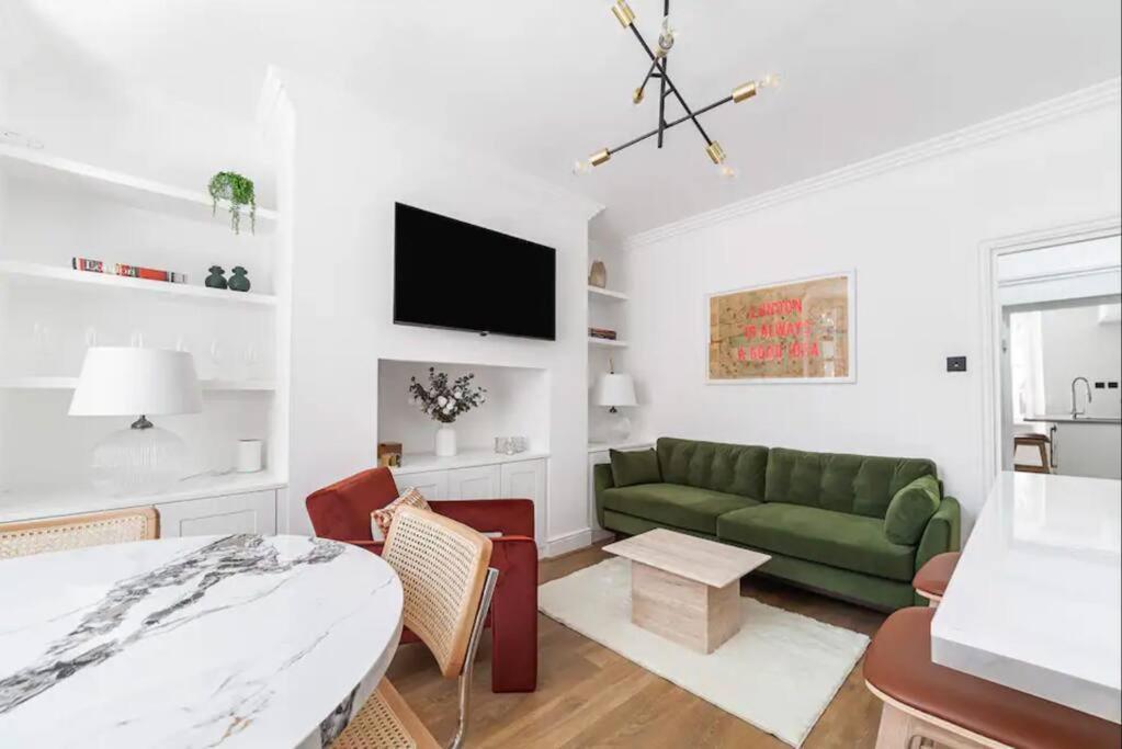 Chic Chelsea Apartment Steps From Kings Road Londra Esterno foto